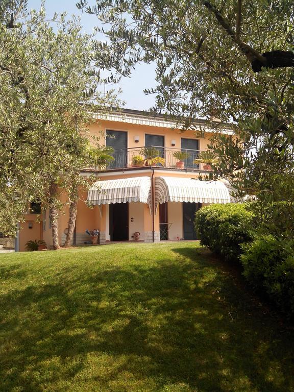 Casa Silvia Apartment Padenghe sul Garda Room photo